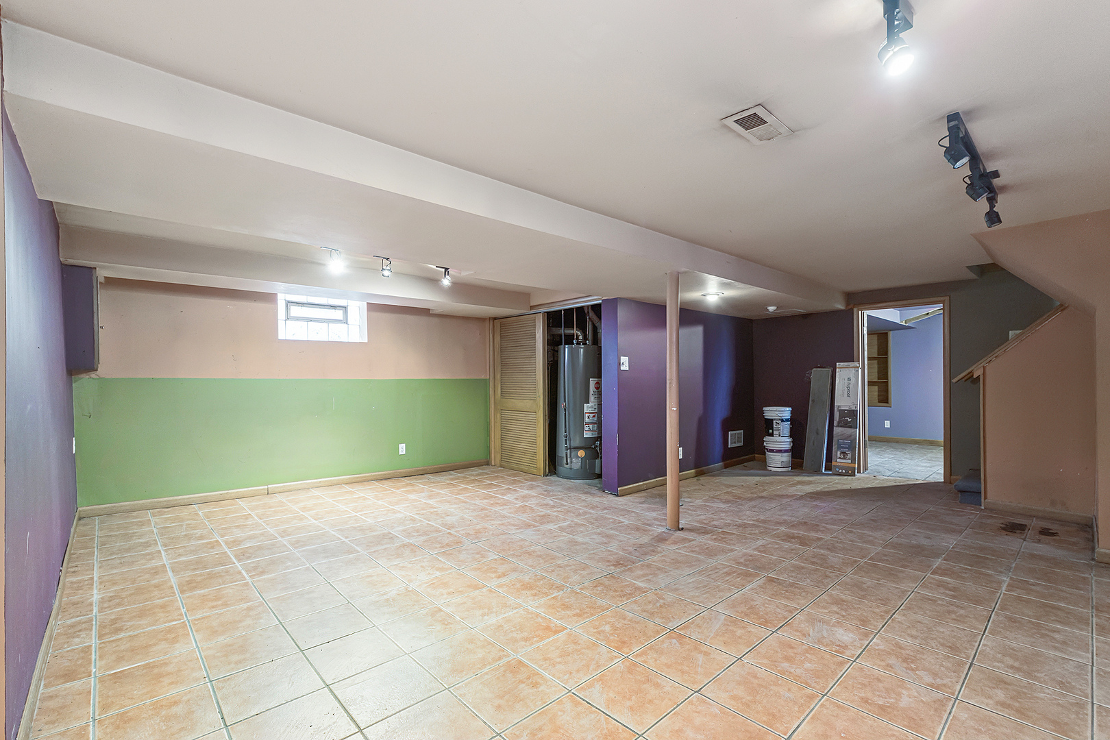14627 South Short Street Posen, IL 60469 - Photo 26 of 31 a view of a room with gym equipment