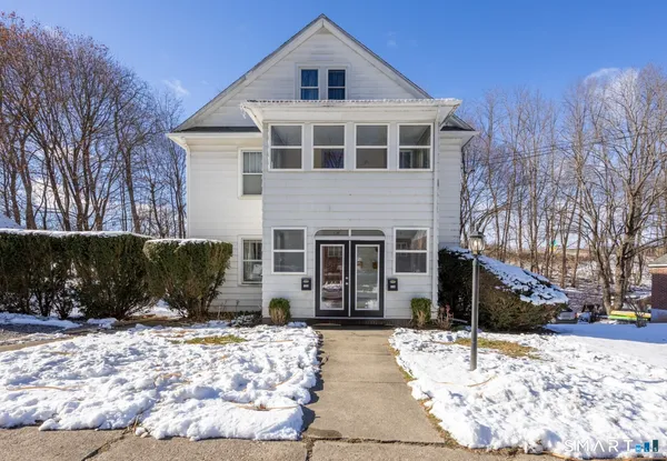 $1,600 | 120 Patterson Street, Torrington, CT 06790