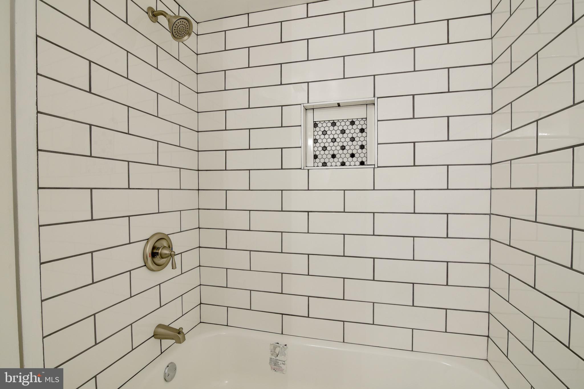 2241 Castle Rock Square, Unit 2B Reston, VA 20191 - Photo 7 of 13 Gallery Image 7