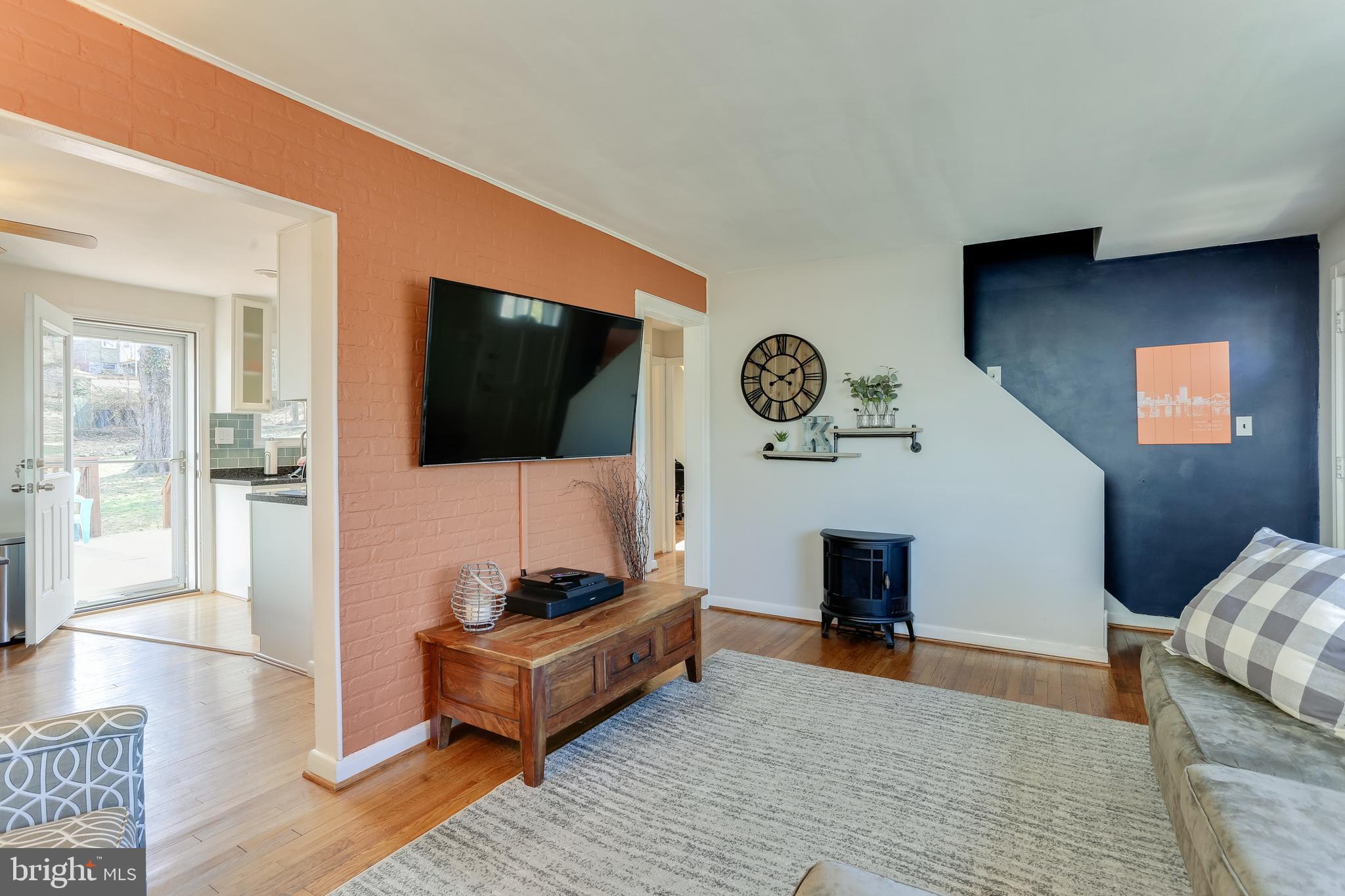 941 Olmstead Road Baltimore, MD 21208 - Photo 4 of 43