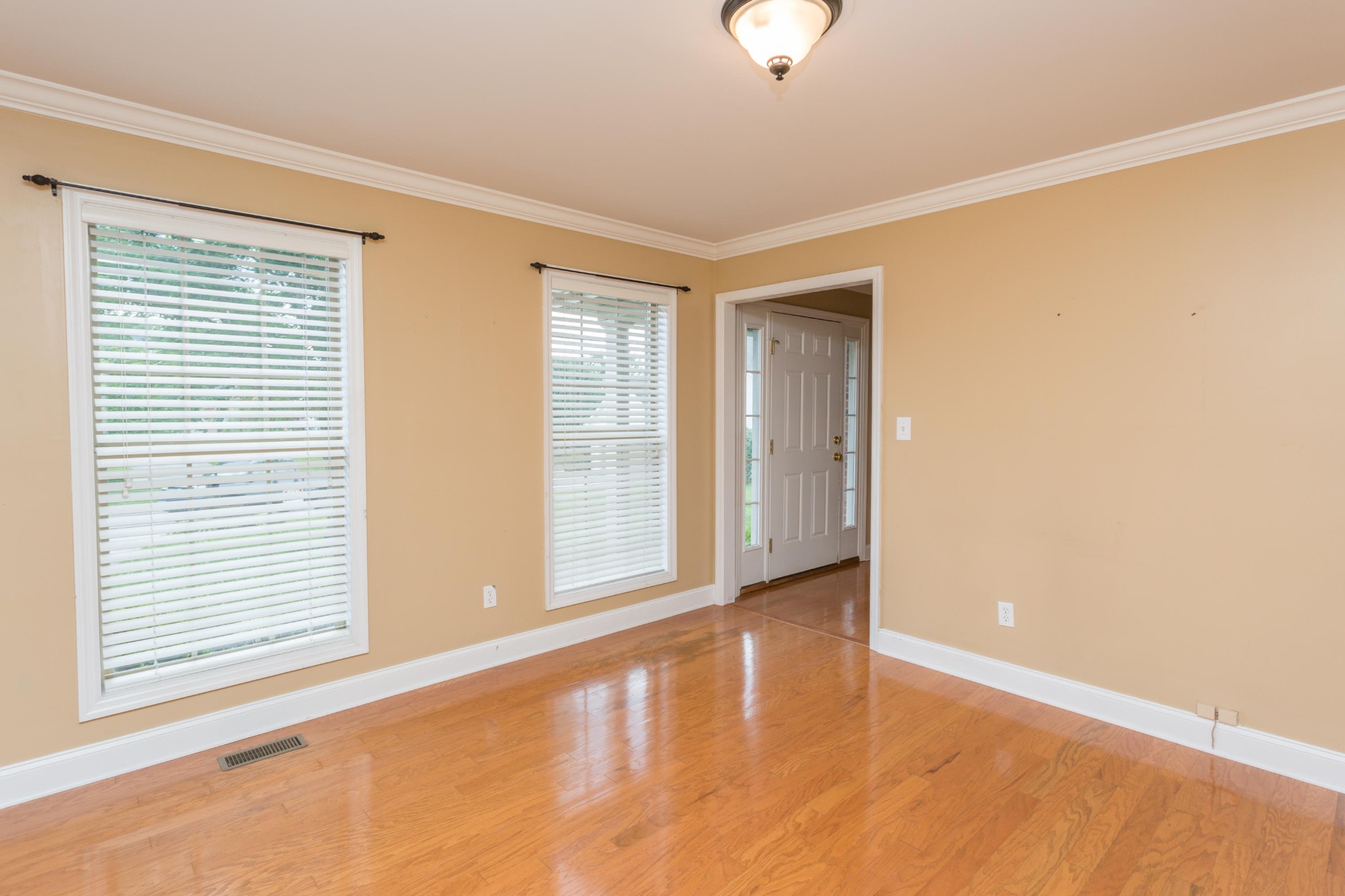 1327 Wineberry Road Powell, TN 37849 - Photo 7 of 13 Gallery Image 7