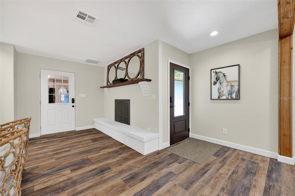 6147 Hupa Road Sarasota, FL 34241 - Photo 14 of 69 Gallery Image 14