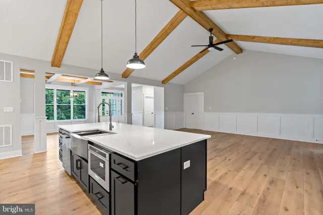 $899,999 | 11 Mistletoe Lane, Harpers Ferry, WV 25425