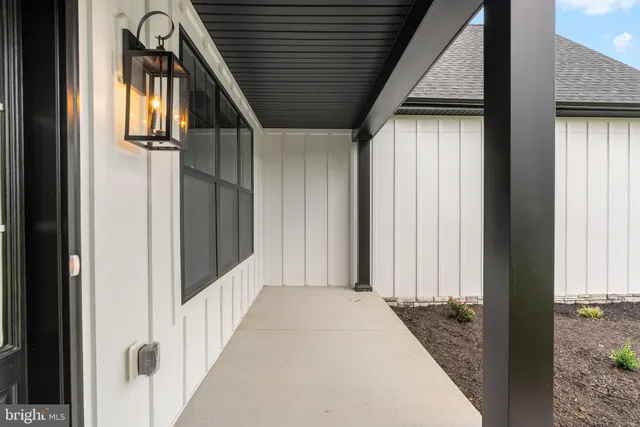 $899,999 | 11 Mistletoe Lane, Harpers Ferry, WV 25425