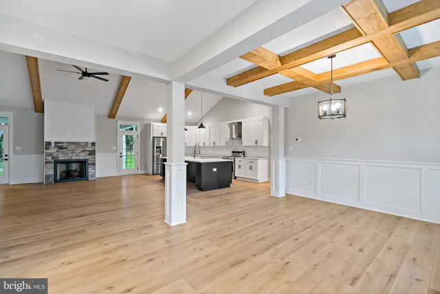 $899,999 | 11 Mistletoe Lane, Harpers Ferry, WV 25425