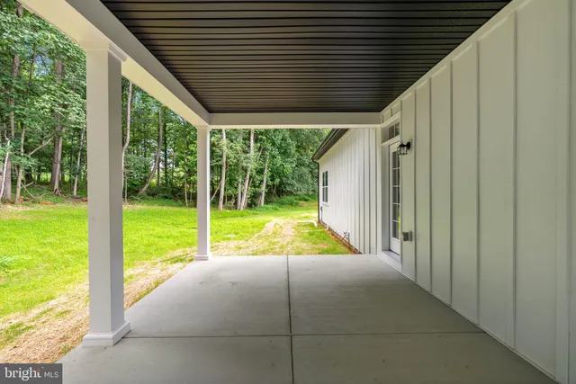 $899,999 | 11 Mistletoe Lane, Harpers Ferry, WV 25425