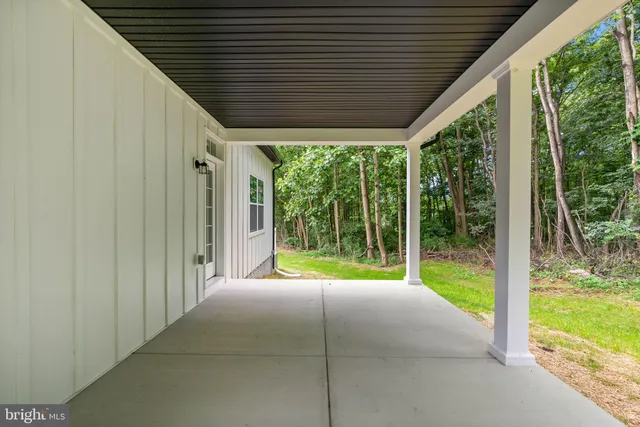 $899,999 | 11 Mistletoe Lane, Harpers Ferry, WV 25425