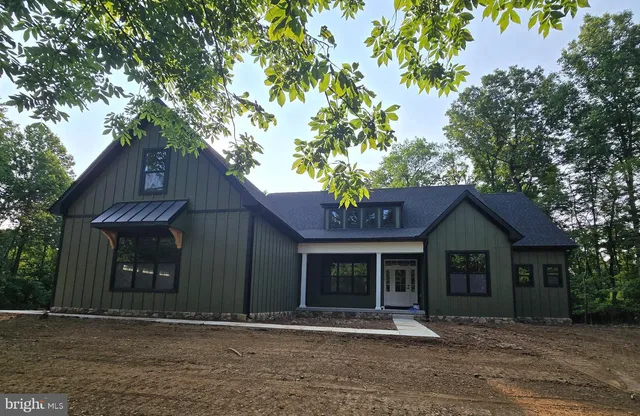 $899,999 | 11 Mistletoe Lane, Harpers Ferry, WV 25425