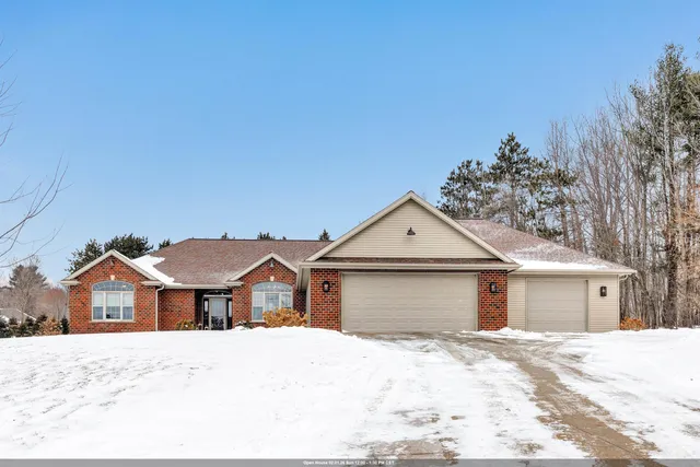 $825,000 | 3400 Wynding Ridge Way, Green Bay, WI 54313
