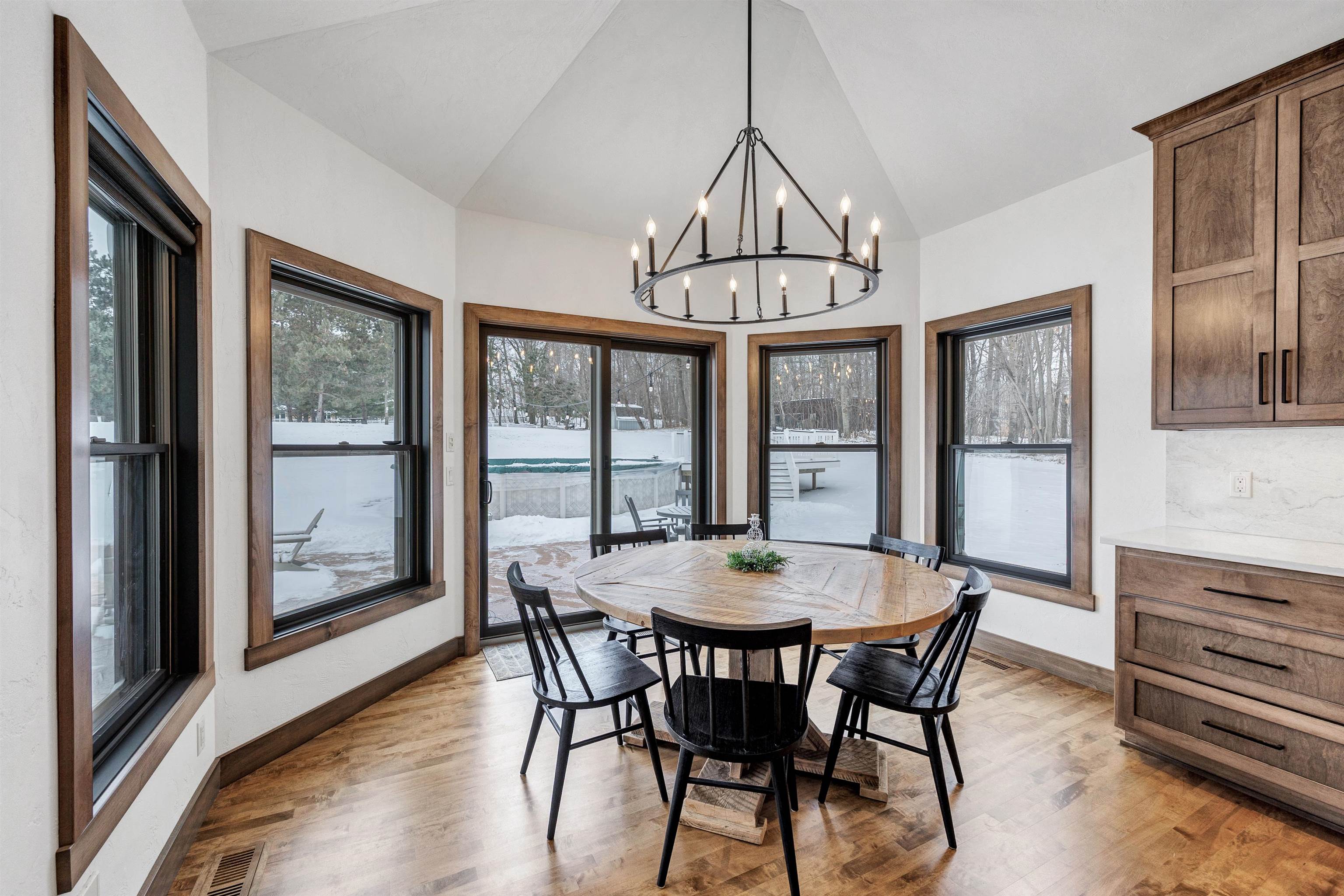 3400 Wynding Ridge Way Green Bay, WI 54313 - Photo 12 of 42