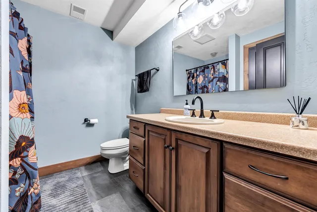 $825,000 | 3400 Wynding Ridge Way, Green Bay, WI 54313