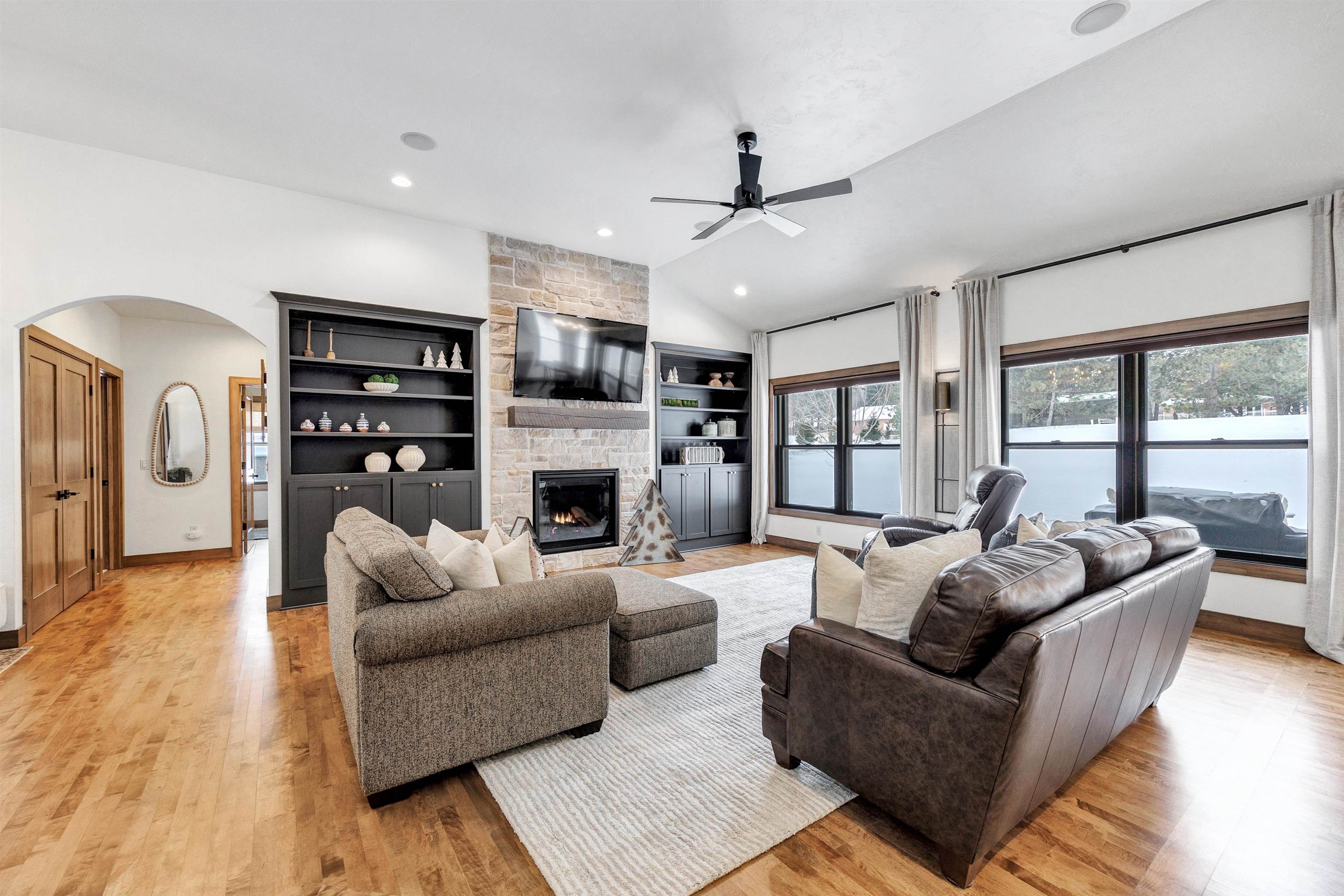 3400 Wynding Ridge Way Green Bay, WI 54313 - Photo 4 of 42