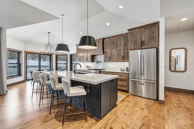 $825,000 | 3400 Wynding Ridge Way, Green Bay, WI 54313