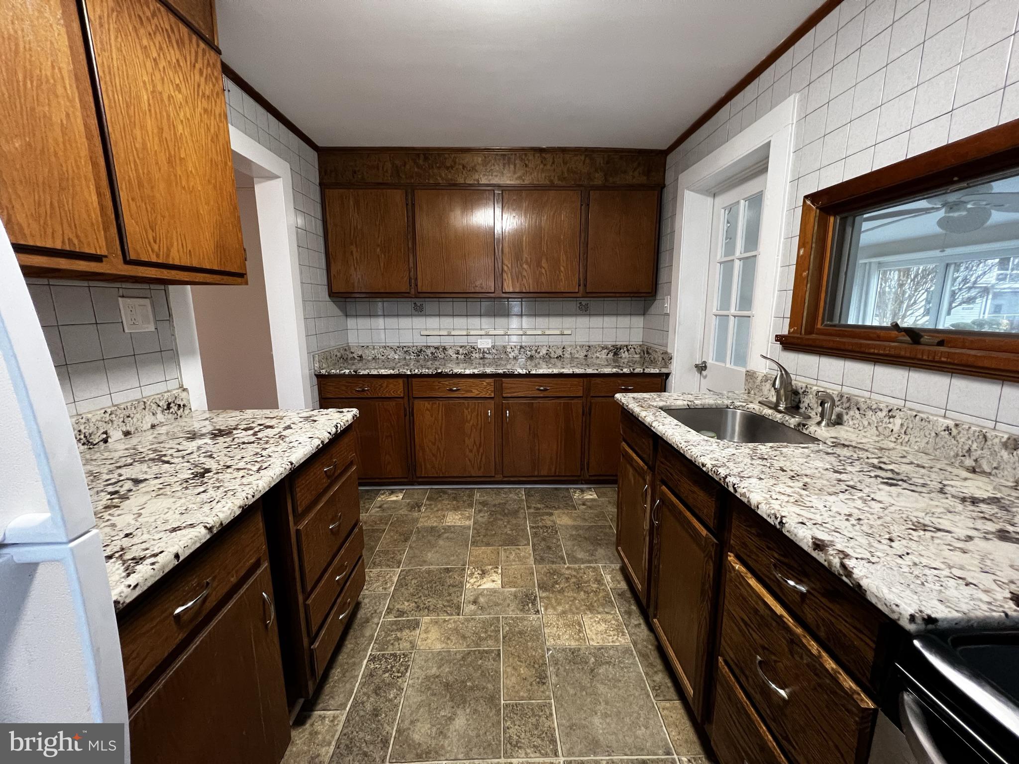 10396 Claiborne Road Claiborne, MD 21624 - Photo 11 of 25 Gallery Image 11