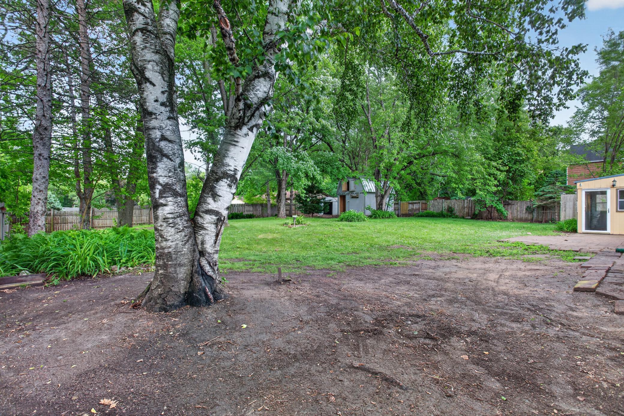 3921 Williston Road Minnetonka, MN 55345 - Photo 5 of 30
