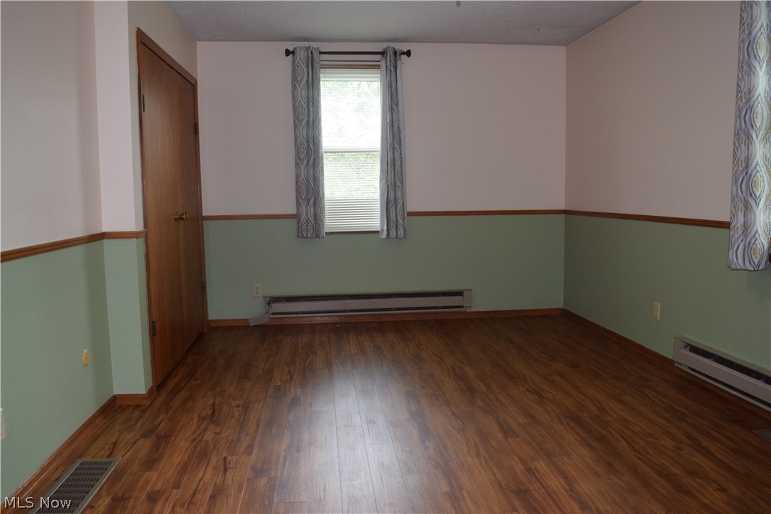 5040 2nd Street Northwest Canton, OH 44708 - Photo 19 of 45 Room for a king