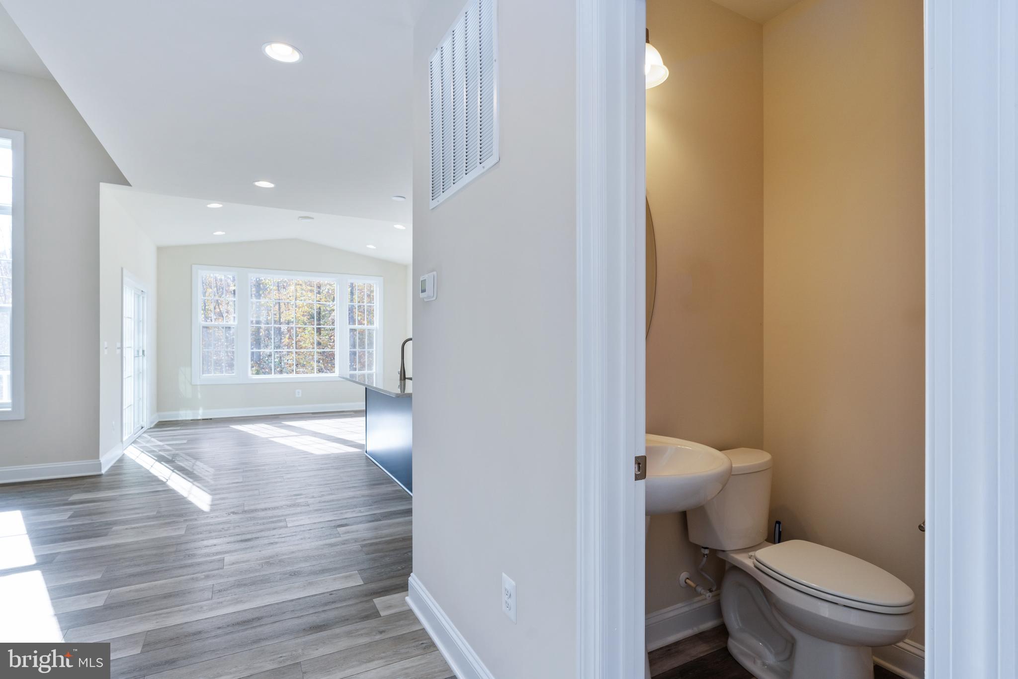 214 Kellan Drive Fredericksburg, VA 22406 - Photo 25 of 81 Powder room