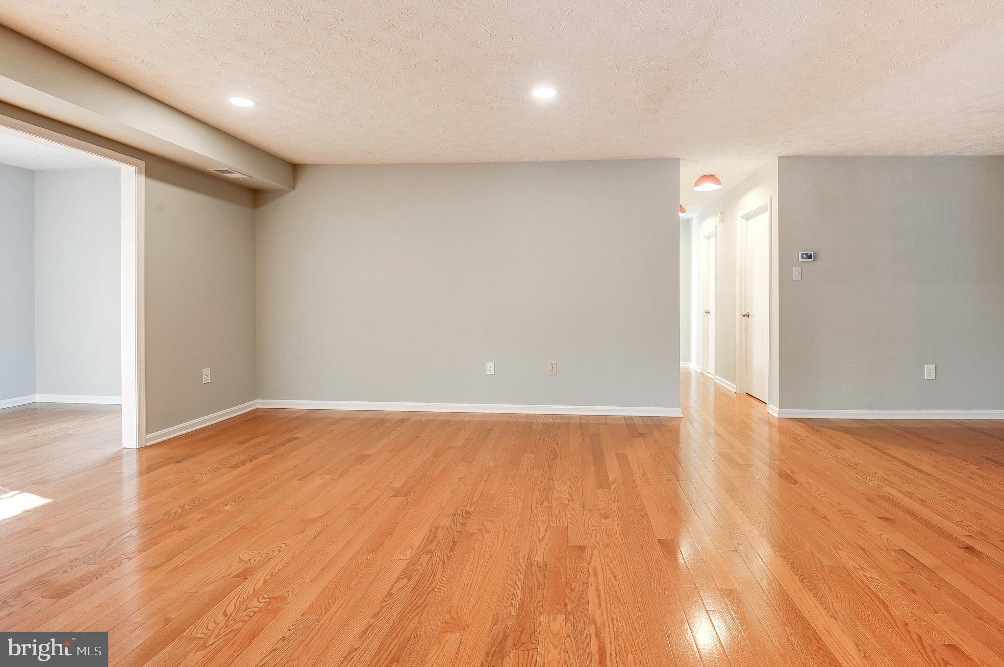 10087 Oakton Terrace Road Oakton, VA 22124 - Photo 14 of 37