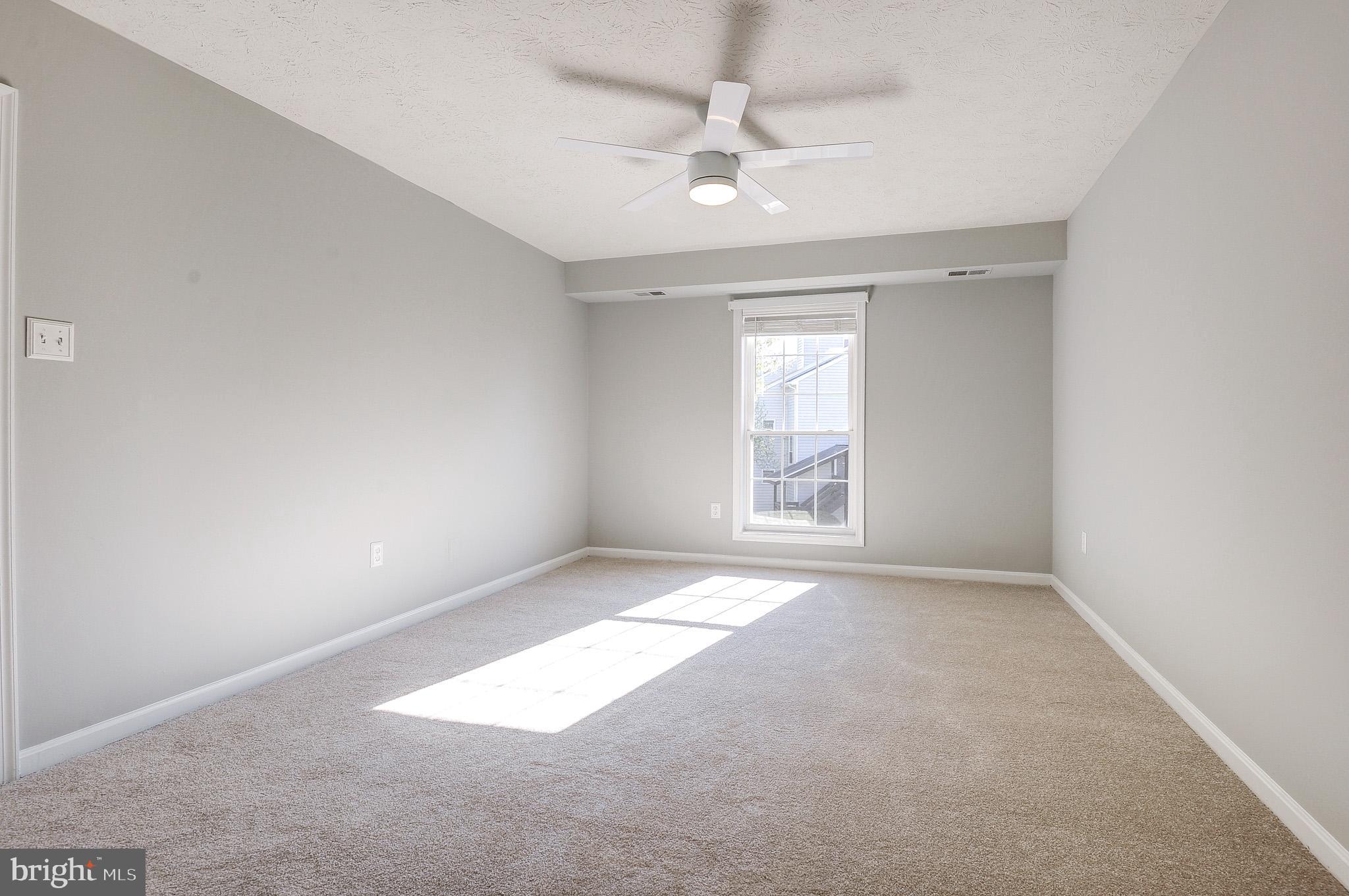 10087 Oakton Terrace Road Oakton, VA 22124 - Photo 23 of 37