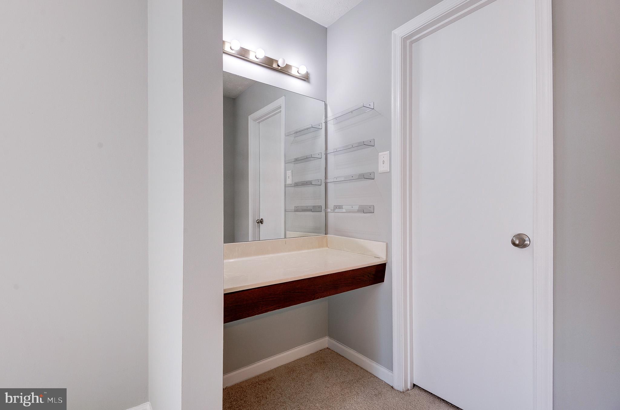 10087 Oakton Terrace Road Oakton, VA 22124 - Photo 27 of 37