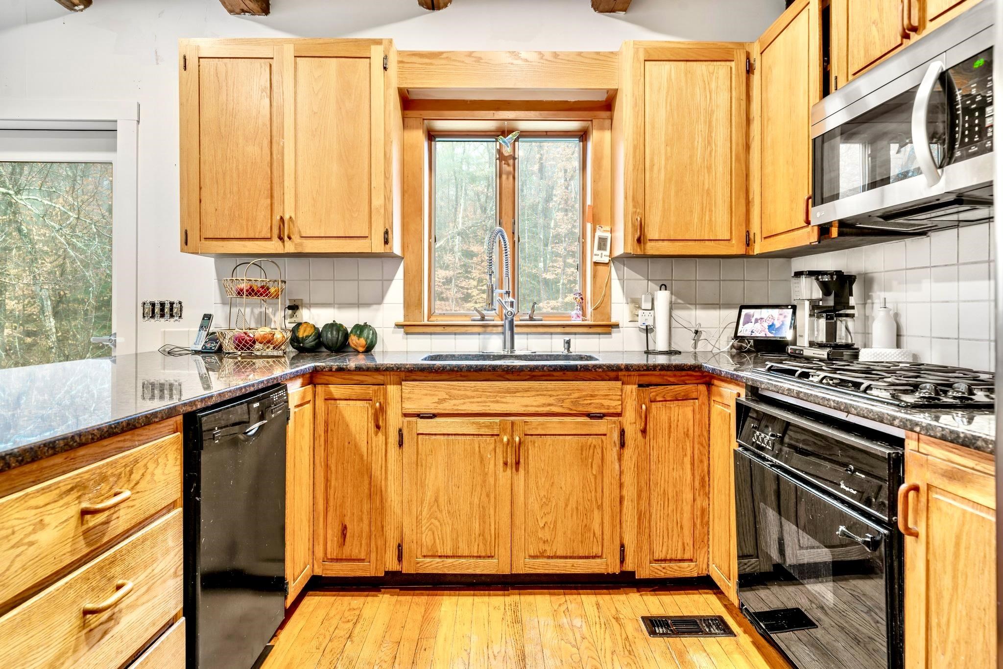 141 Colby Crossing Road Henniker, NH 03242 - Photo 23 of 57 Gallery Image 23