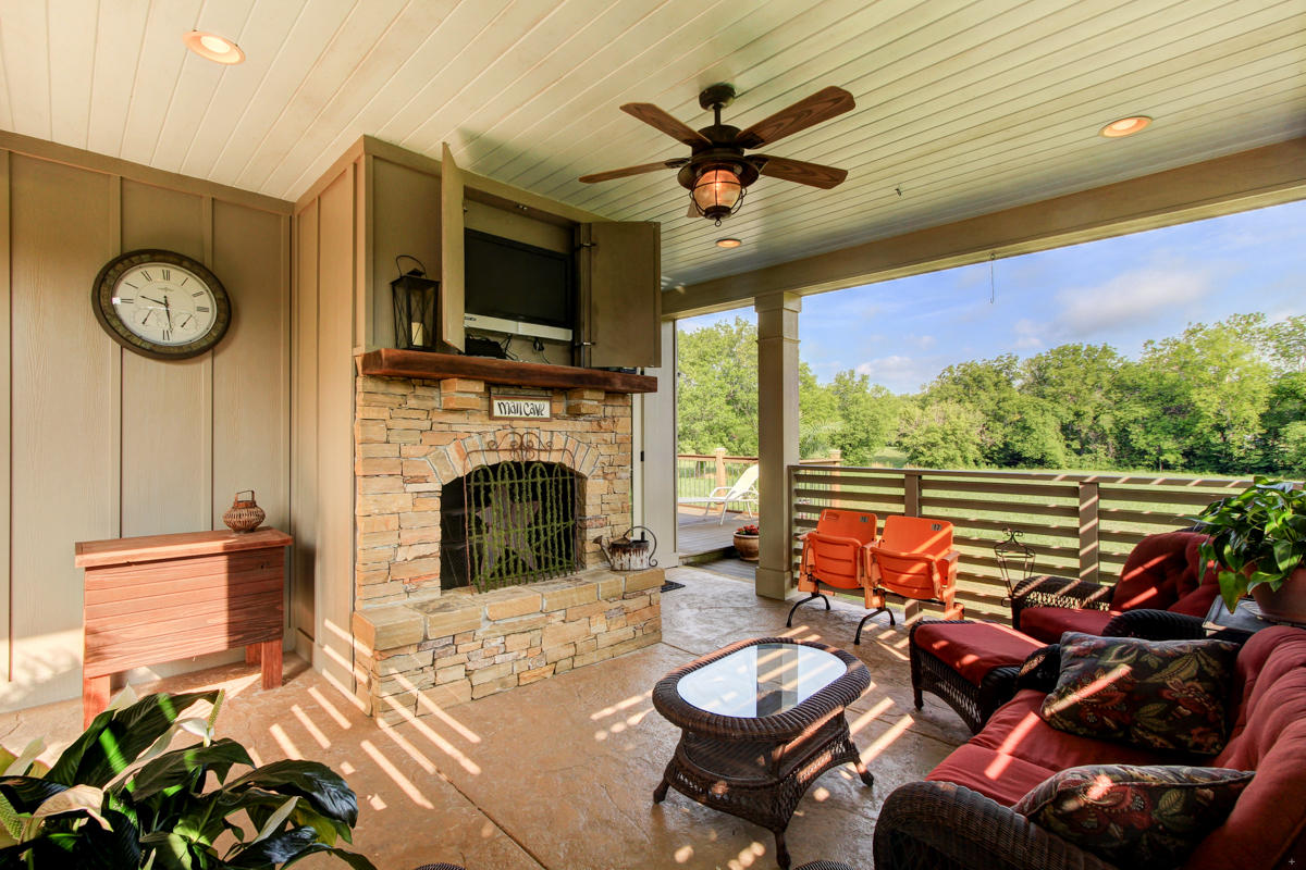 295 Brushy Valley Road Clinton, TN 37716 - Photo 18 of 40 + Perceptions (35)