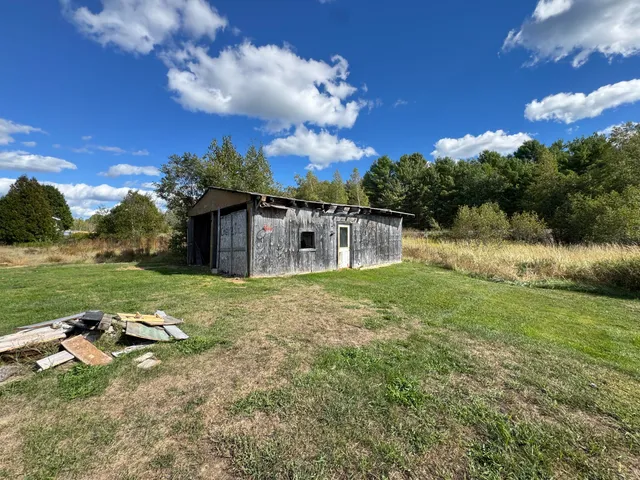 $149,000 | 1207 South Main Street, Lincoln, ME 04457