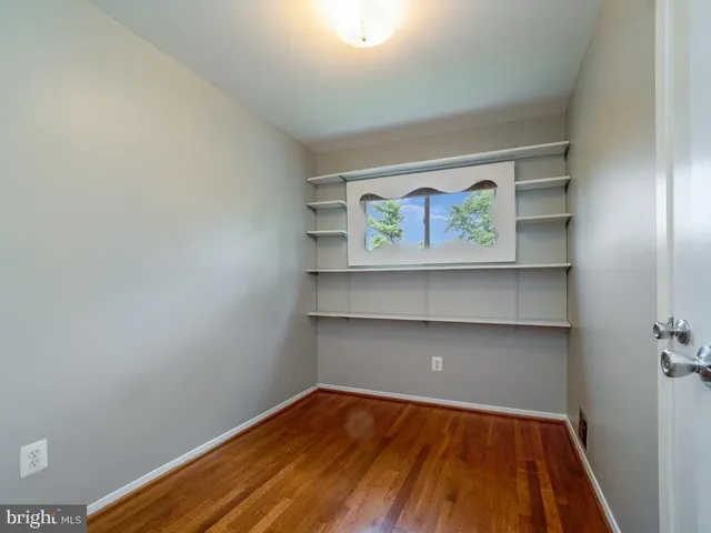 $2,750 | 10648 Ashby Place, Fairfax, VA 22030