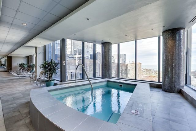 60 East Monroe Street, Unit 3606 Chicago, IL 60603 - Photo 20 of 30