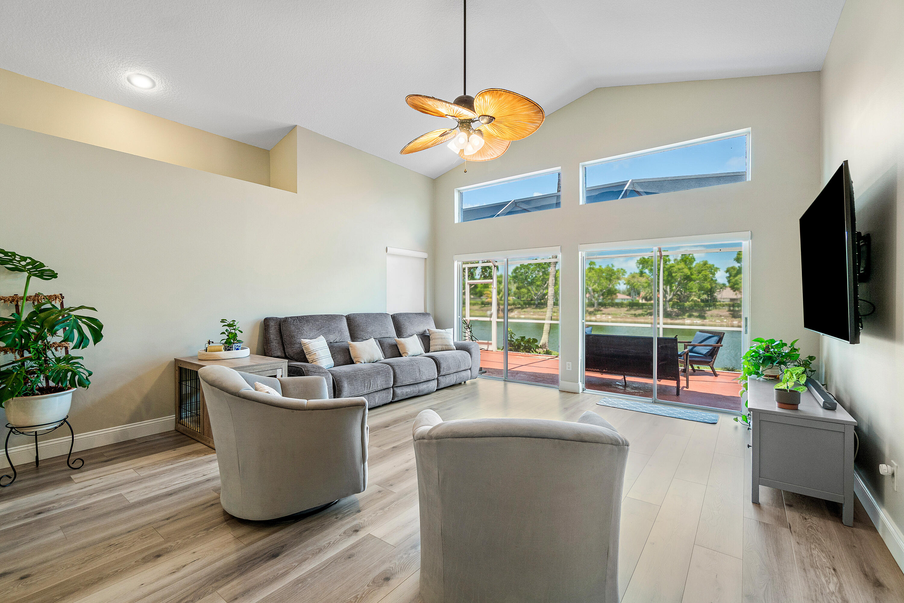 10560 Plainview Circle Boca Raton, FL 33498 - Photo 11 of 45 11