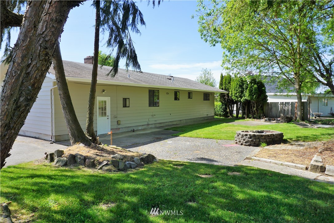 5607 Parker Road East Sumner, WA 98390 - Photo 18 of 21