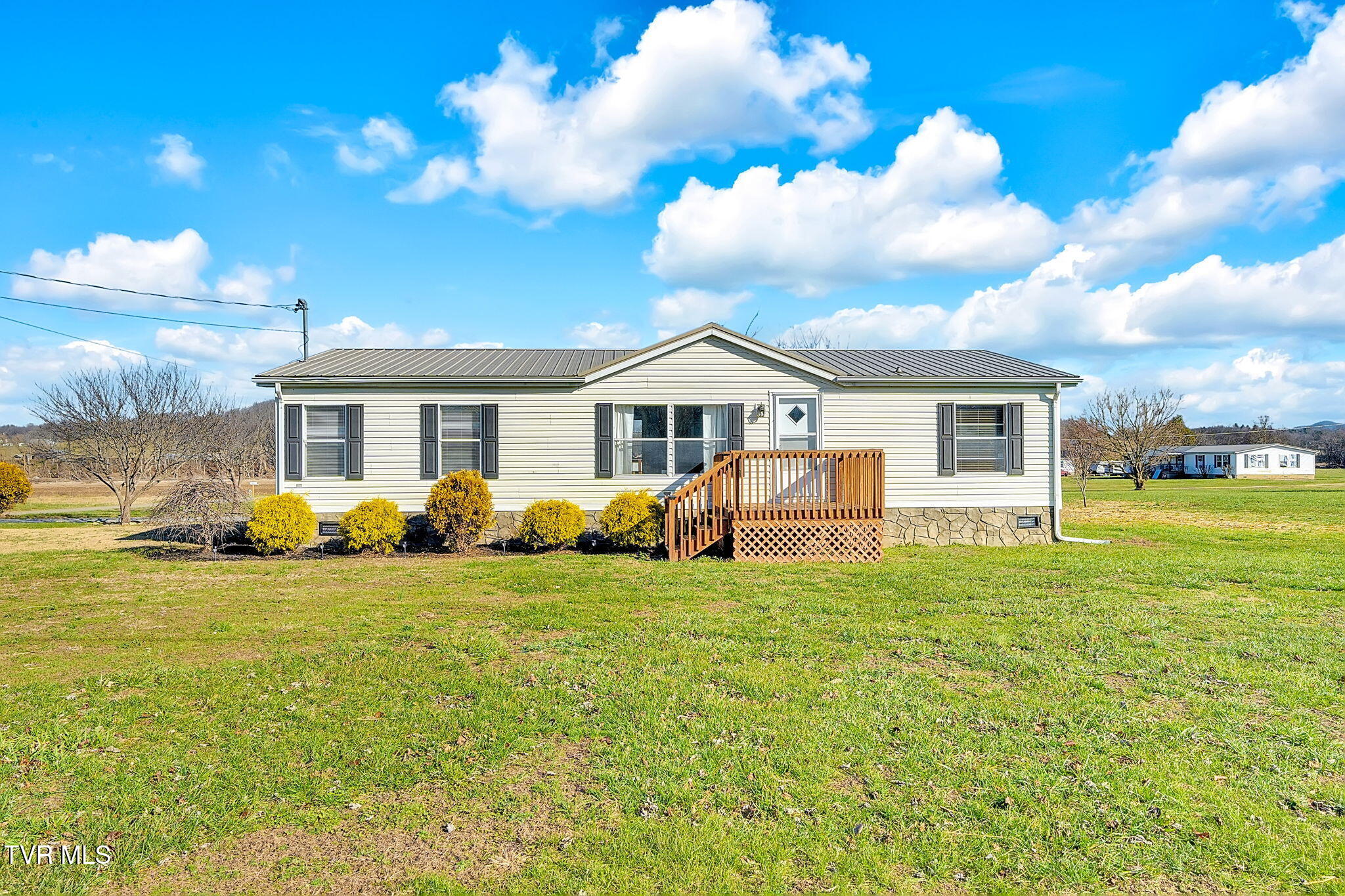 228 Bill Mauk Road Chuckey, TN 37641 - Photo 1 of 49 1-web-or-mls-DSC06176