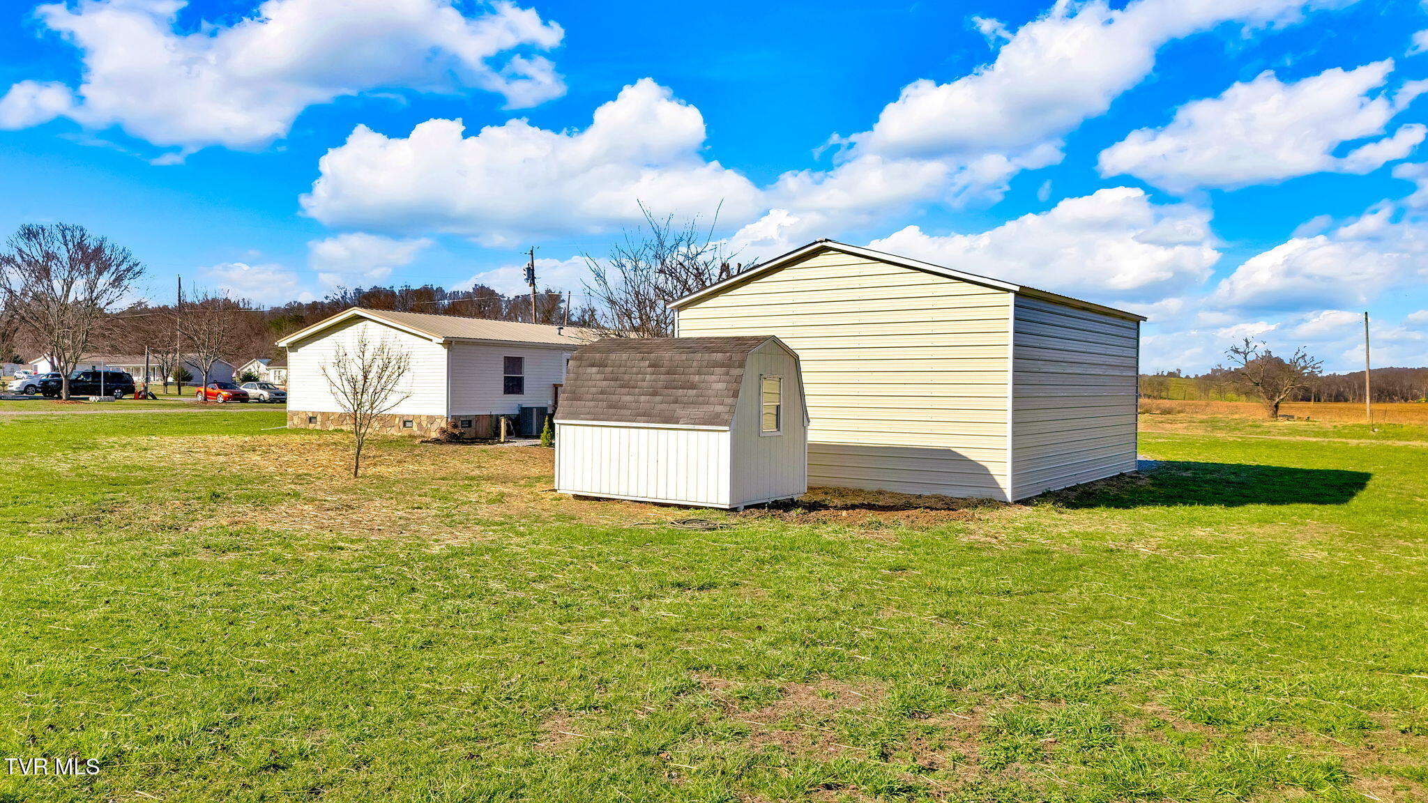 228 Bill Mauk Road Chuckey, TN 37641 - Photo 37 of 49 37-web-or-mls-DJI_20250102113723_0208_D-