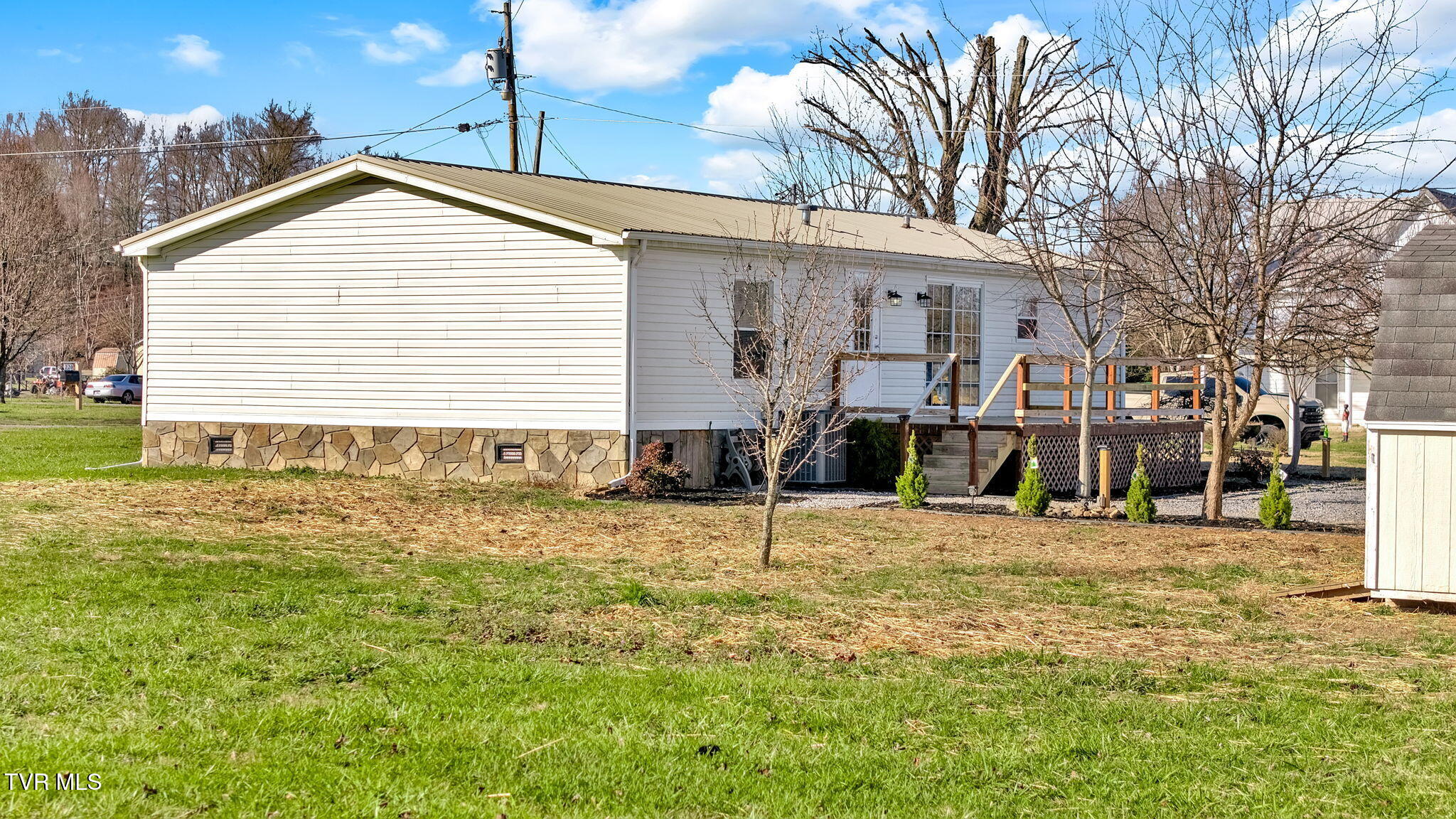 228 Bill Mauk Road Chuckey, TN 37641 - Photo 38 of 49 38-web-or-mls-DJI_20250102113742_0211_D
