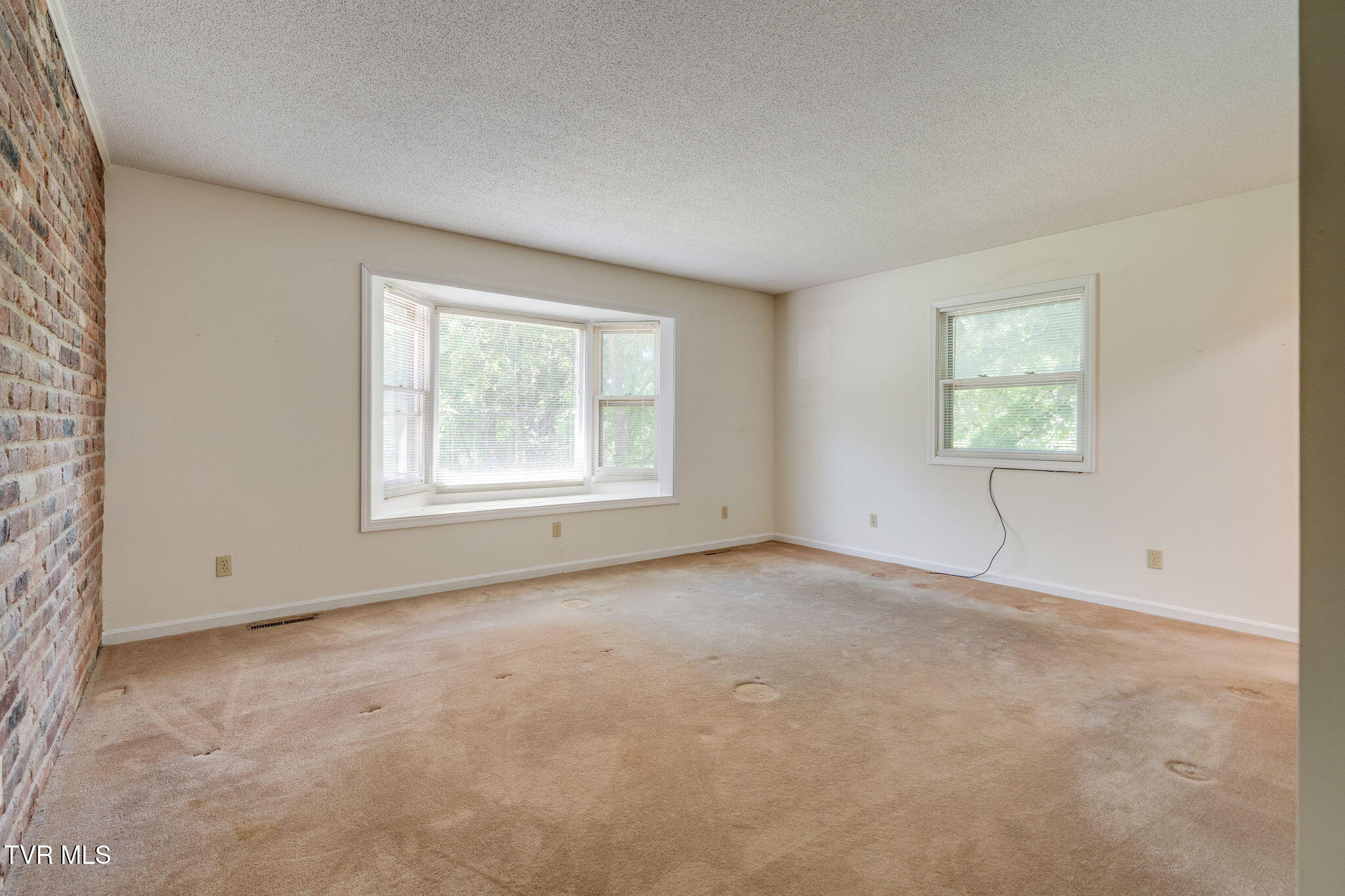900 Jordan Road Elizabethton, TN 37643 - Photo 31 of 51 015