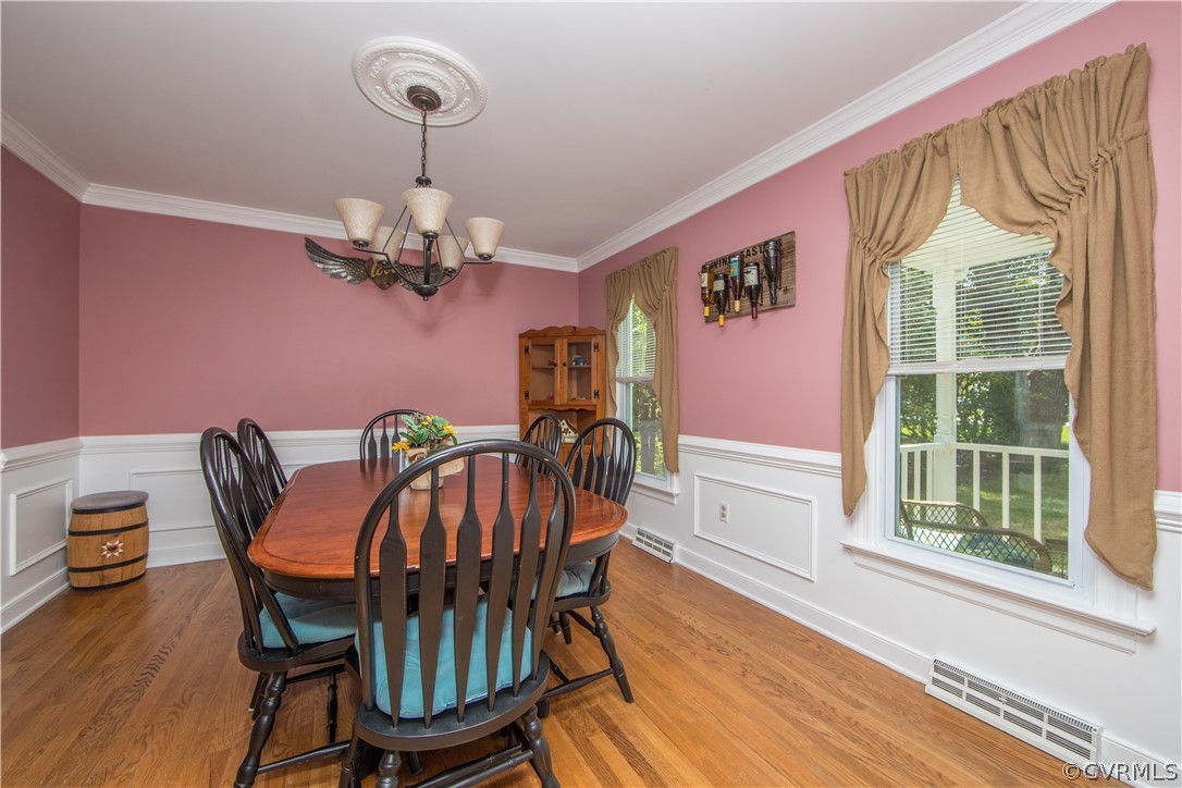 4007 Walters Drive Chester, VA 23831 - Photo 12 of 36 DINING ROOM THE WALLS ARE NOT PINK