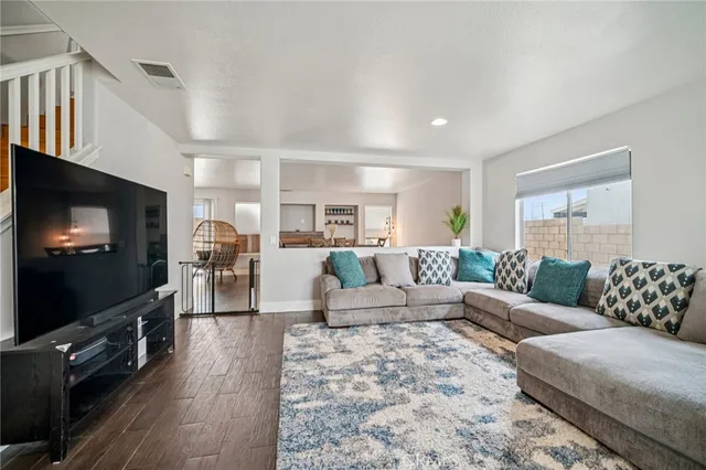 $490,000 | 45614 Barham Avenue, Lancaster, CA 93534