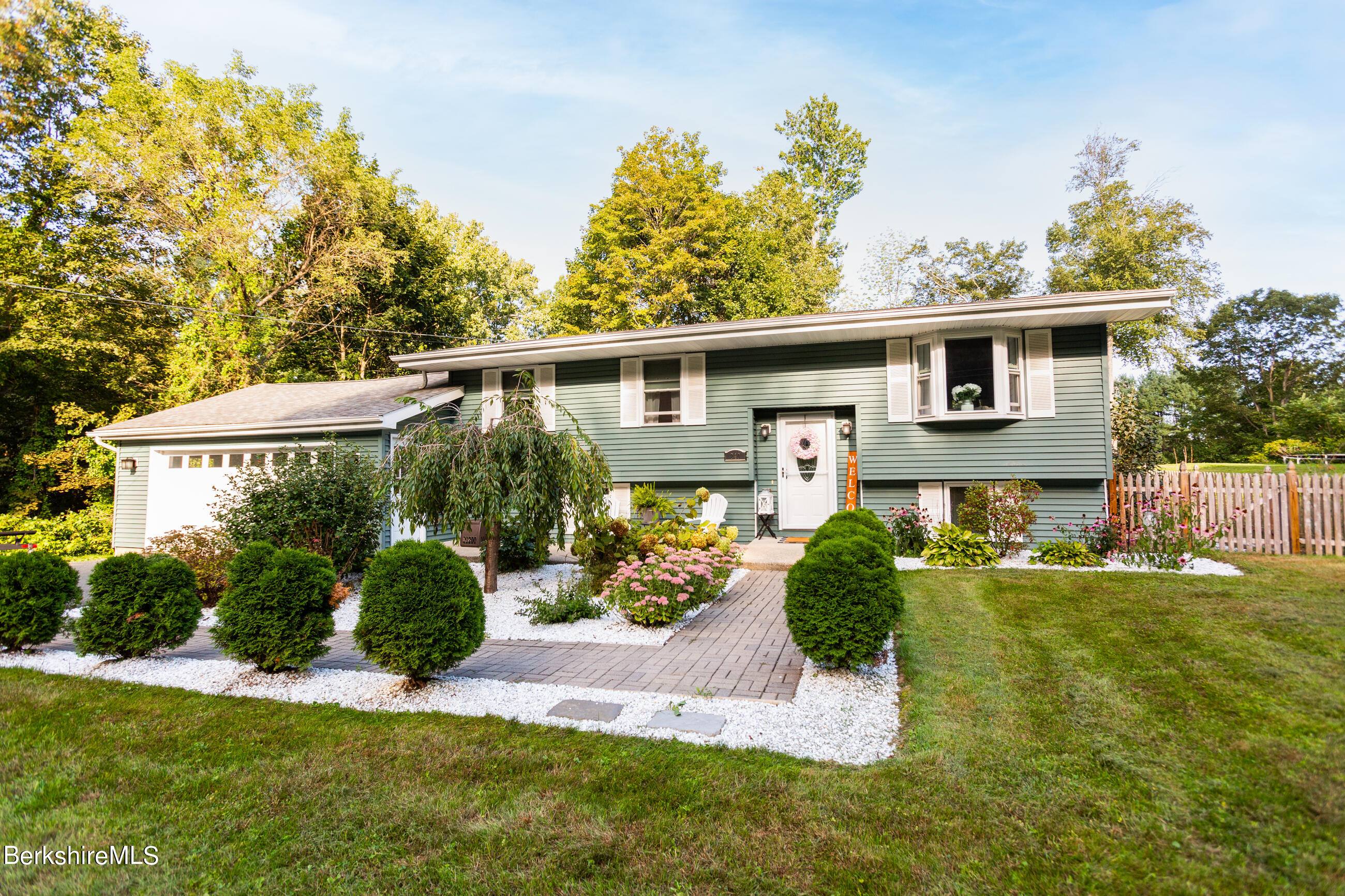 240 Partridge Road Pittsfield, MA 01201 - Photo 2 of 31 image-48