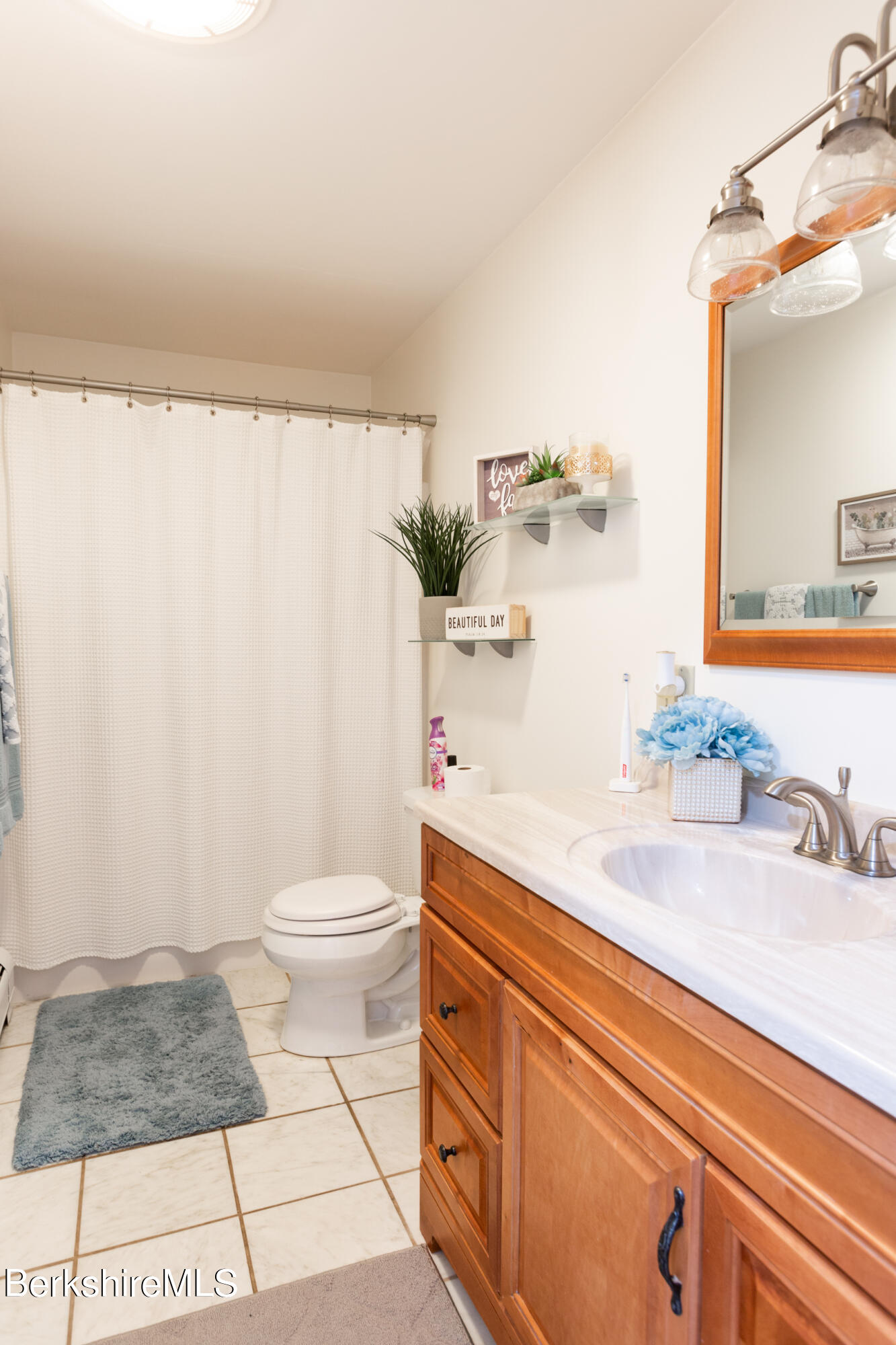 240 Partridge Road Pittsfield, MA 01201 - Photo 11 of 31 image-3