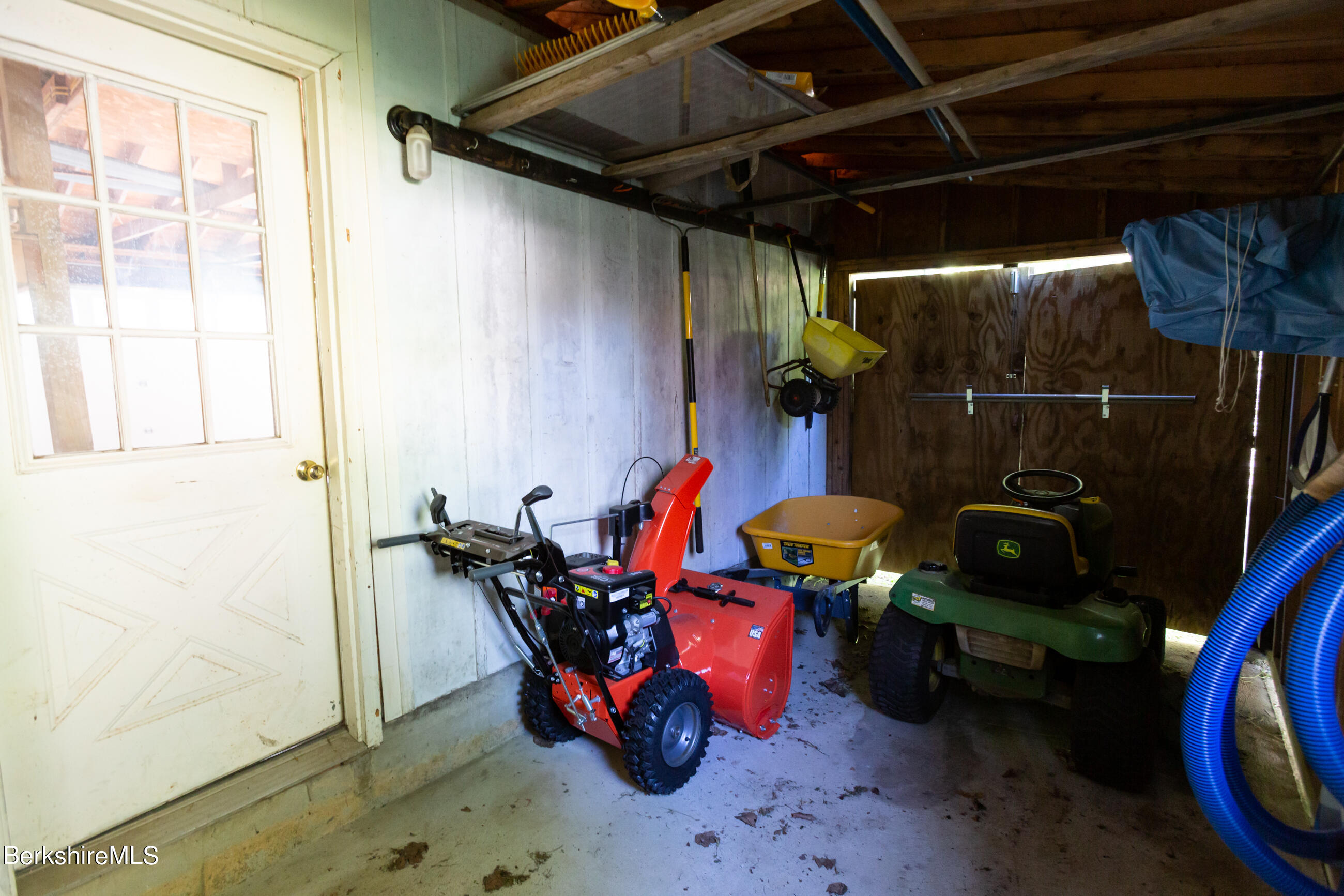 240 Partridge Road Pittsfield, MA 01201 - Photo 30 of 31 image-44