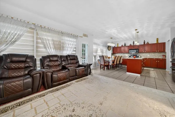$900,000 | 14 Audubon Lane, Coventry, RI 02831