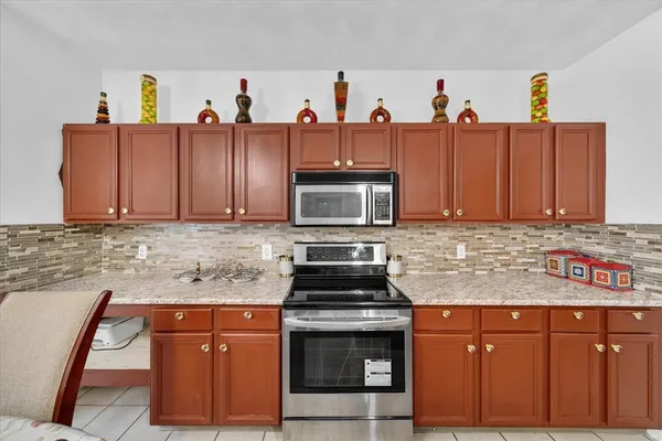 $900,000 | 14 Audubon Lane, Coventry, RI 02831