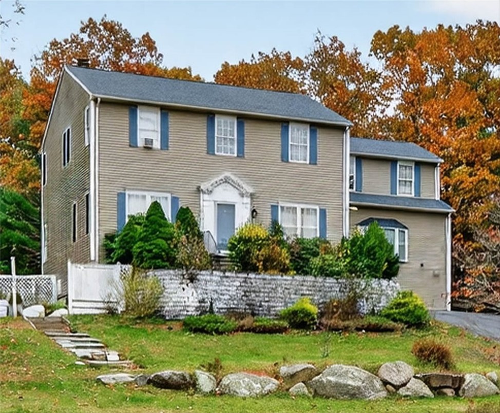 14 Audubon Lane Coventry, RI 02831 - Photo 2 of 41