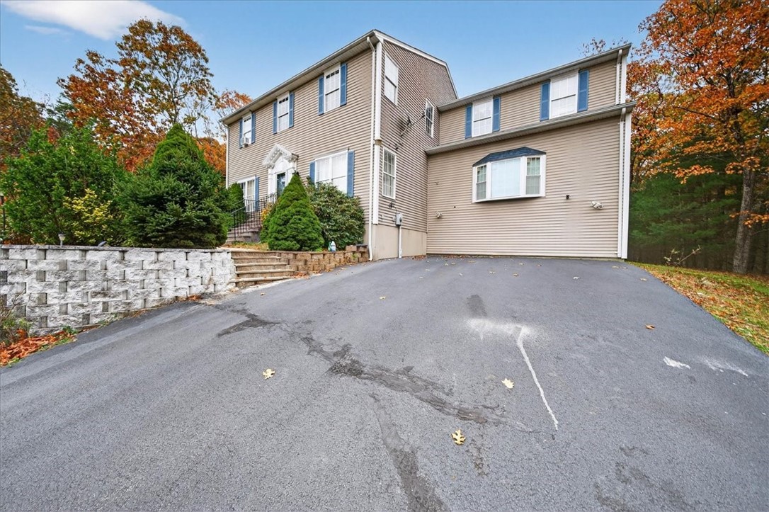 14 Audubon Lane Coventry, RI 02831 - Photo 3 of 41