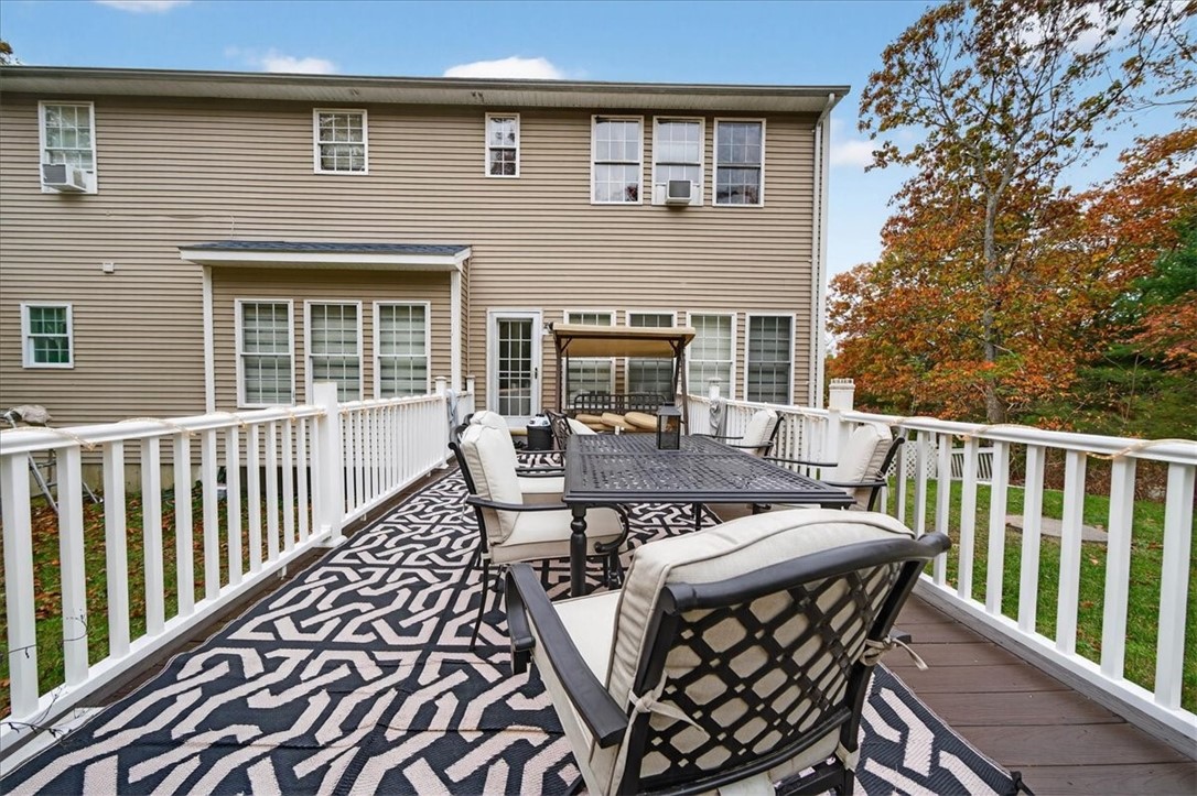 14 Audubon Lane Coventry, RI 02831 - Photo 10 of 41