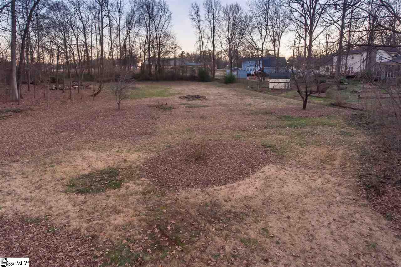 1030 Boiling Springs Road Greer, SC 29650 - Photo 3 of 11 Gallery Image 3