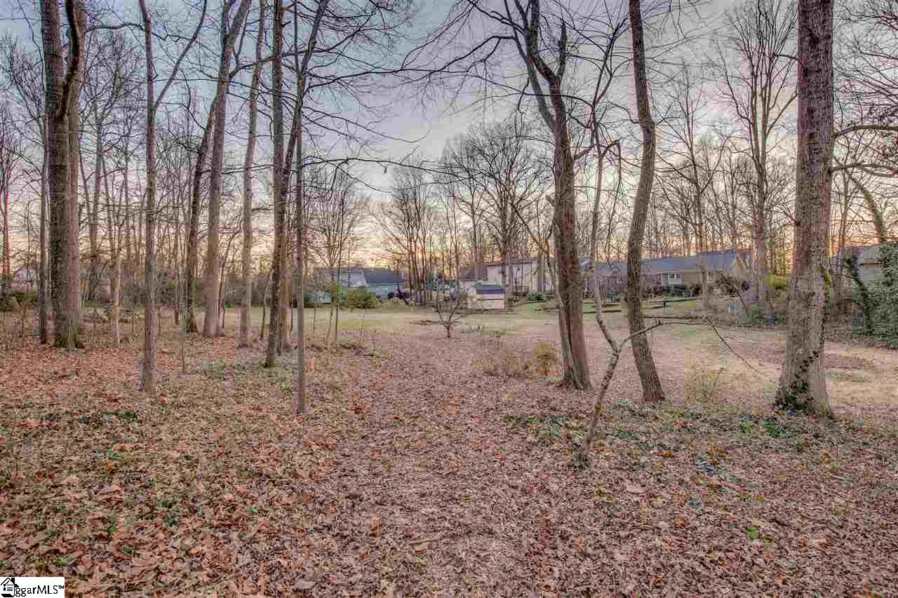 1030 Boiling Springs Road Greer, SC 29650 - Photo 8 of 11 Gallery Image 8