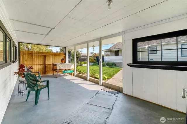 a view of a house with a outdoor space