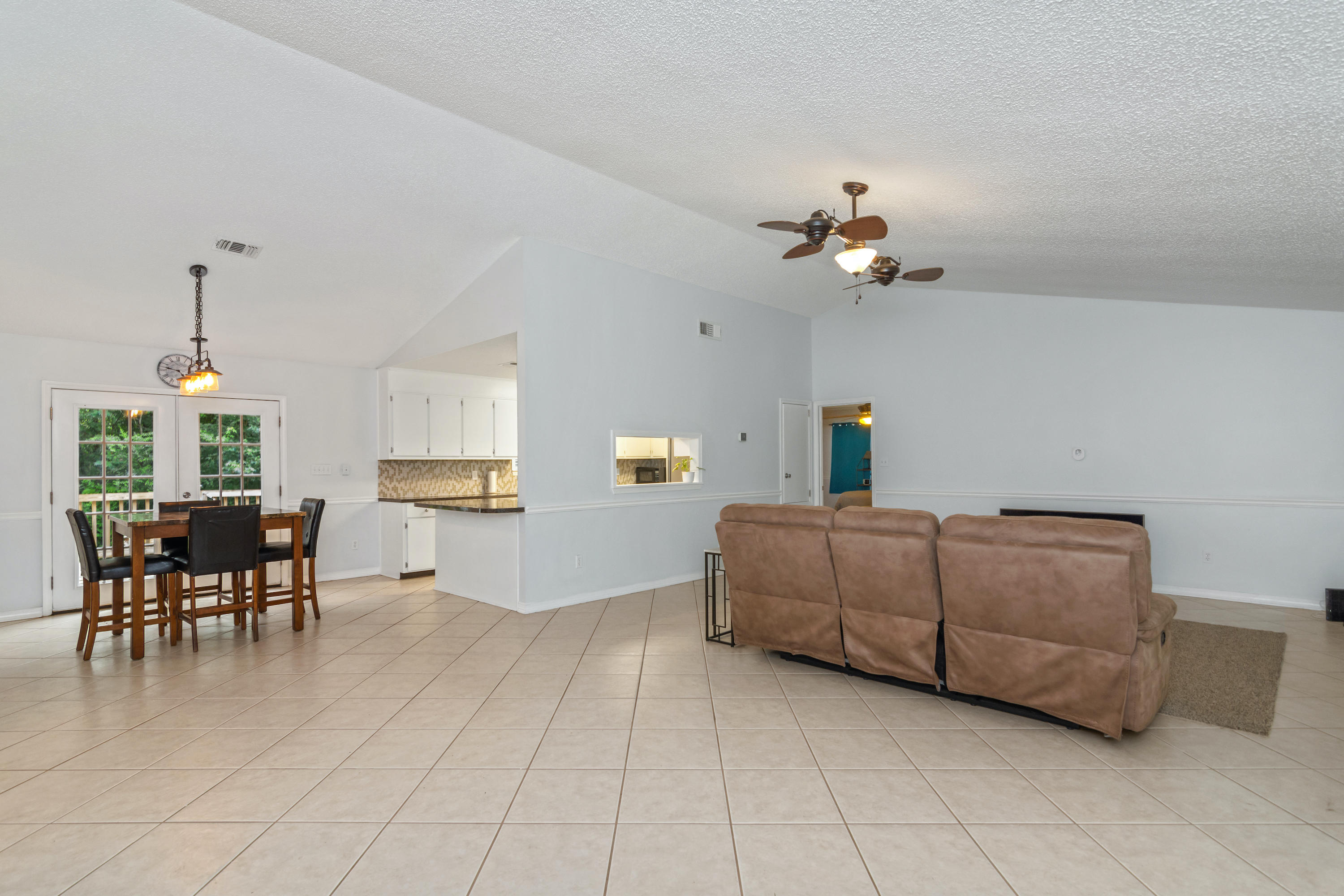8074 Tidwell Road Pace, FL 32571 - Photo 8 of 38 Gallery Image 8