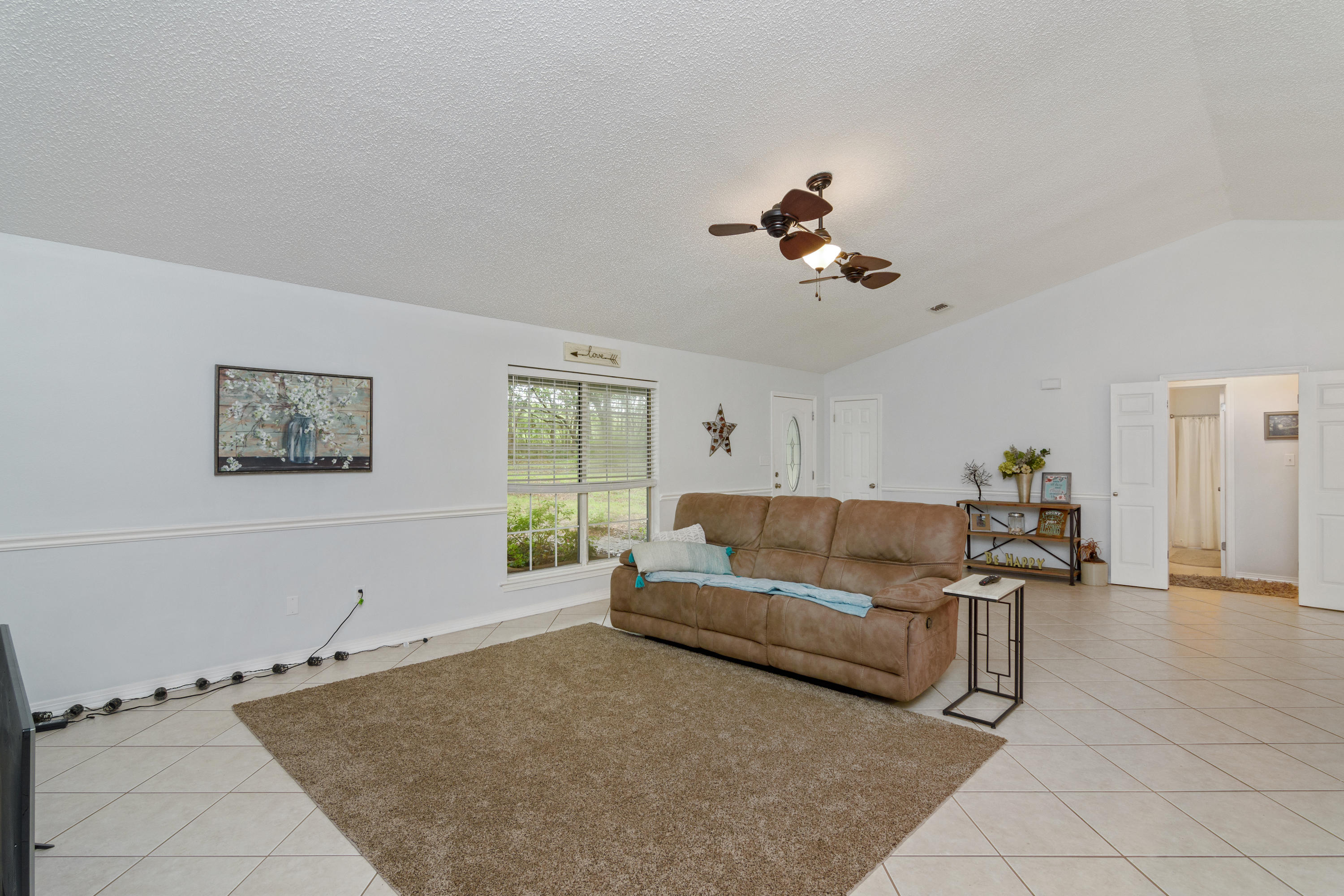 8074 Tidwell Road Pace, FL 32571 - Photo 9 of 38 Gallery Image 9